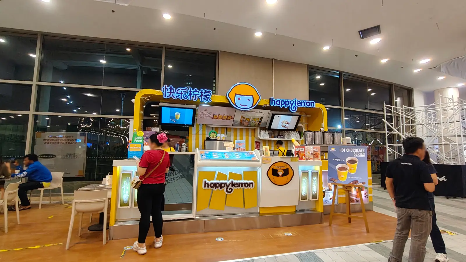 HAPPY LEMON in TriNoma